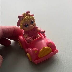 McDonalds 1986 Happy Meal Toy Muppet Babies MISS PIGGY in Pink Car 2 Pcs Moves